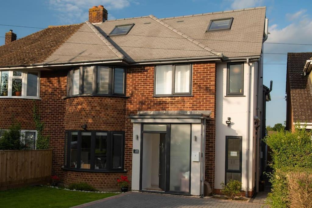 Panorama House, Luxury 2-Bedroom Apartment 2 Kidlington Exterior photo