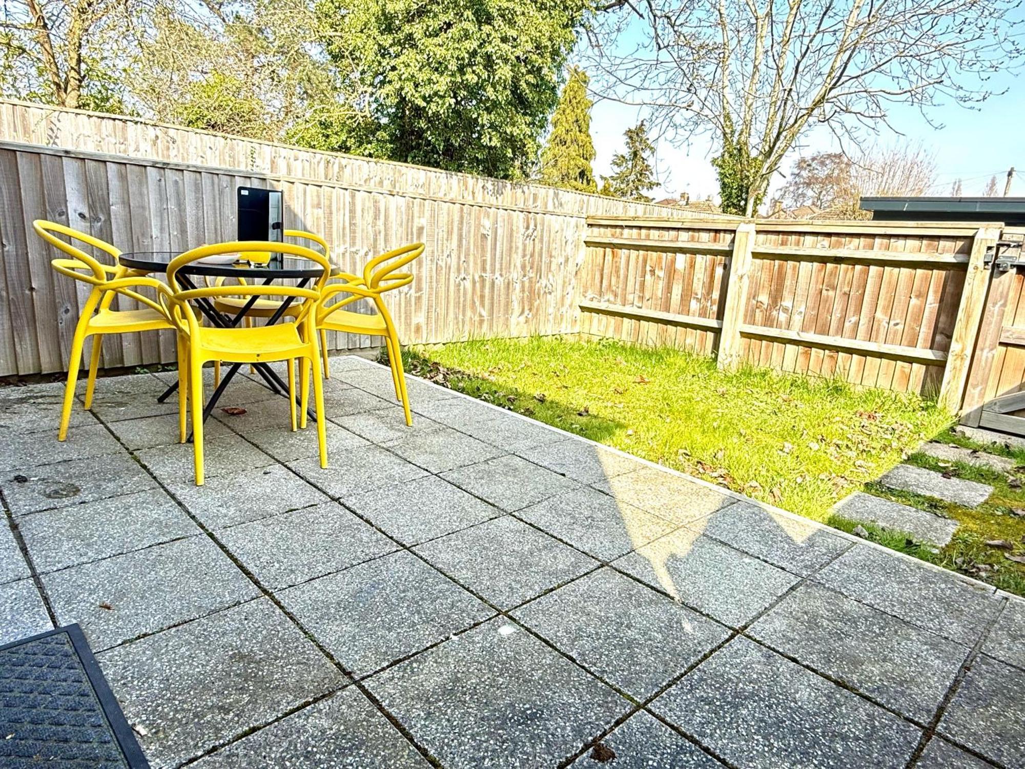Panorama House, Luxury 2-Bedroom Apartment 2 Kidlington Exterior photo